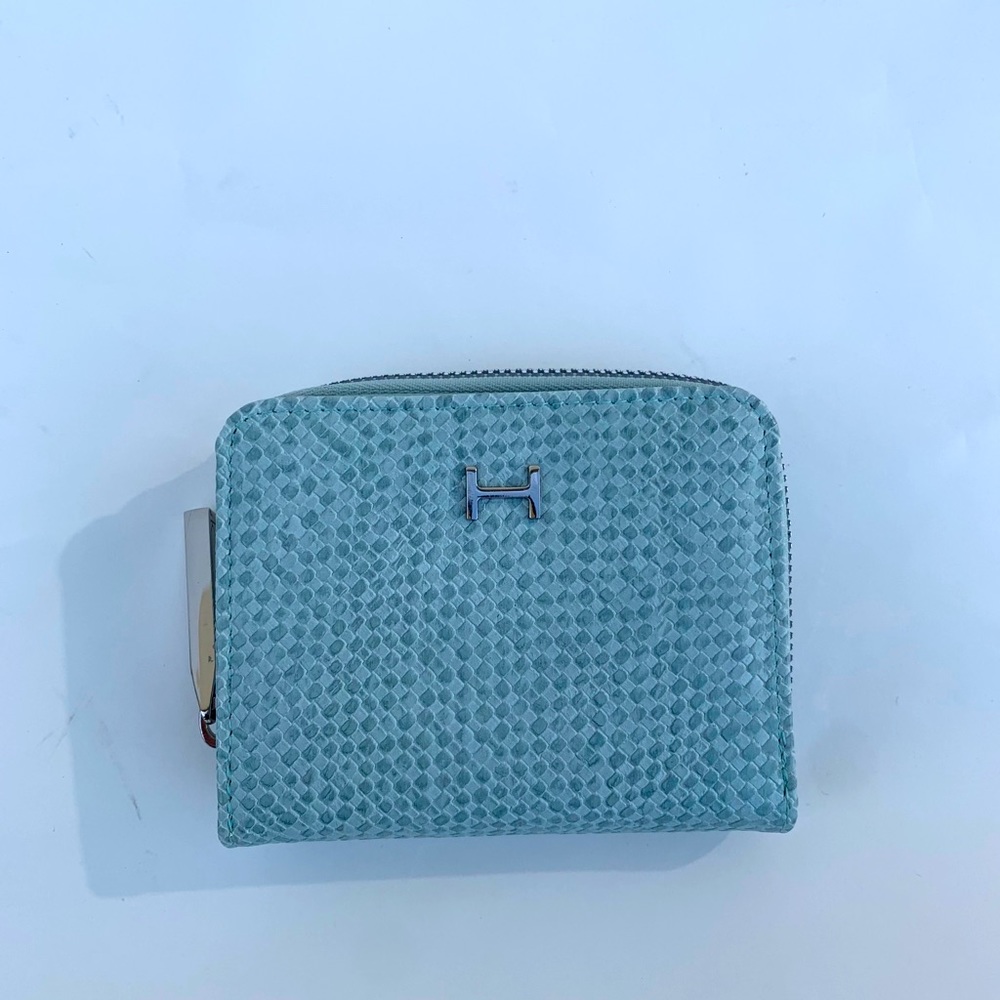 H Halston Kendall Zip Mint Wallet